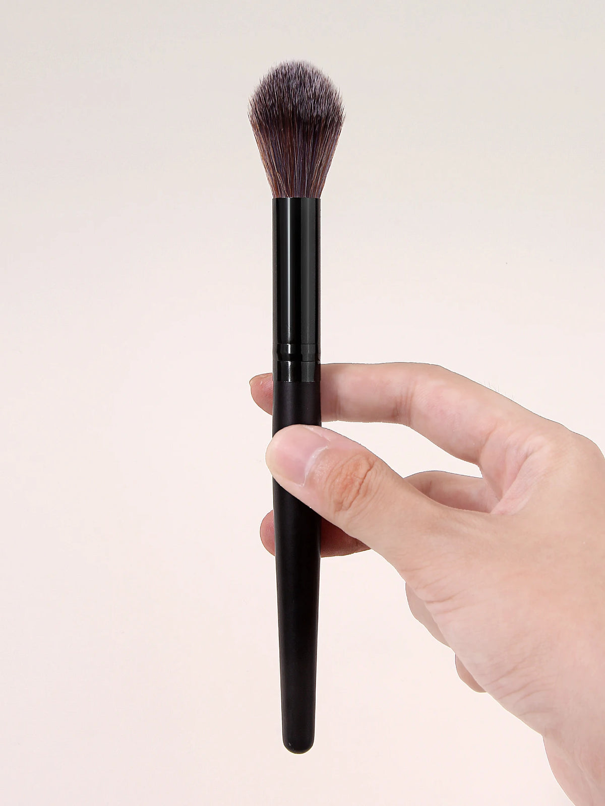 Fluffy Large Flame Blush & Highlighter Makeup Brush Makeup Brush Nixie