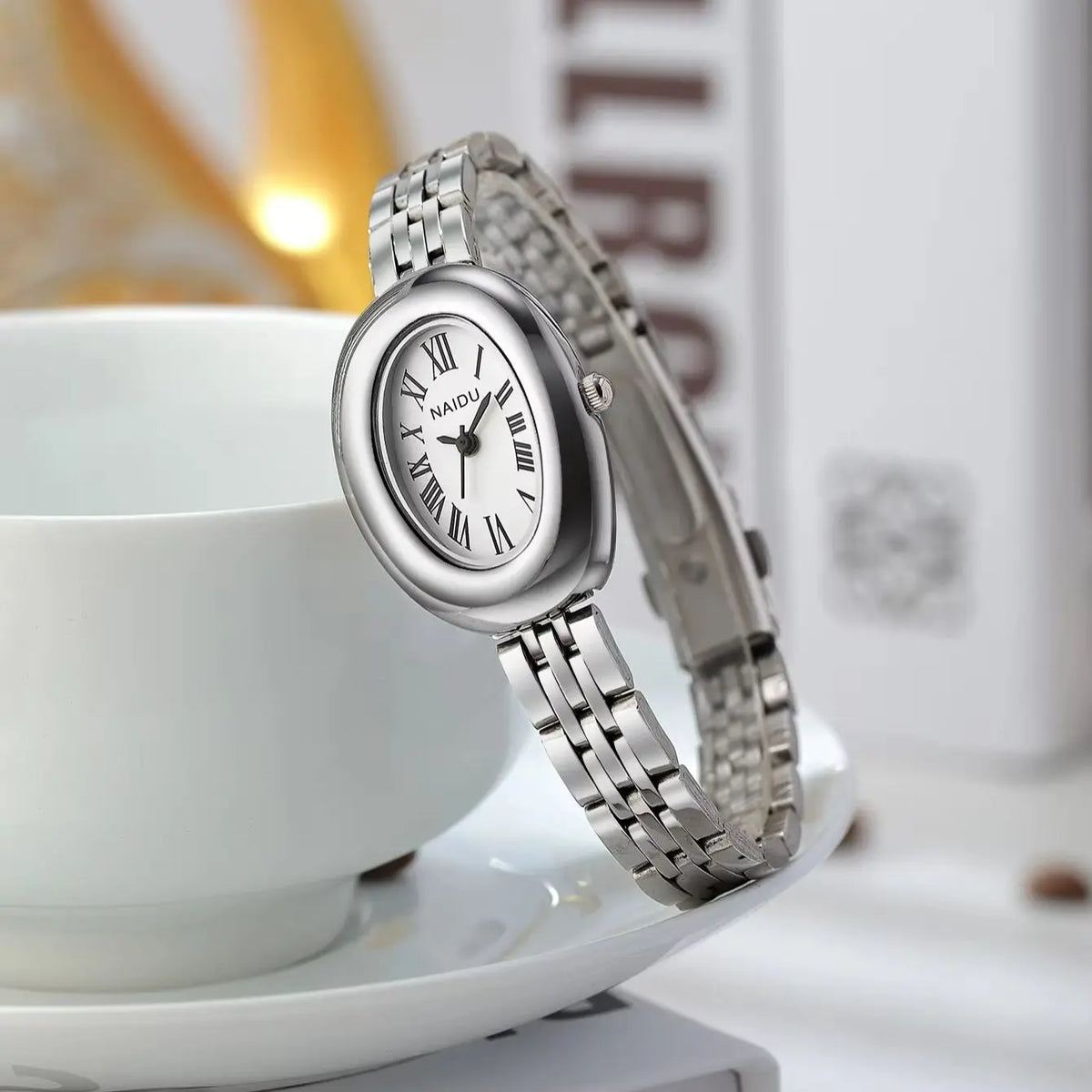 Retro Oval Roman Numeral Women's Quartz Watch | Classic Style
