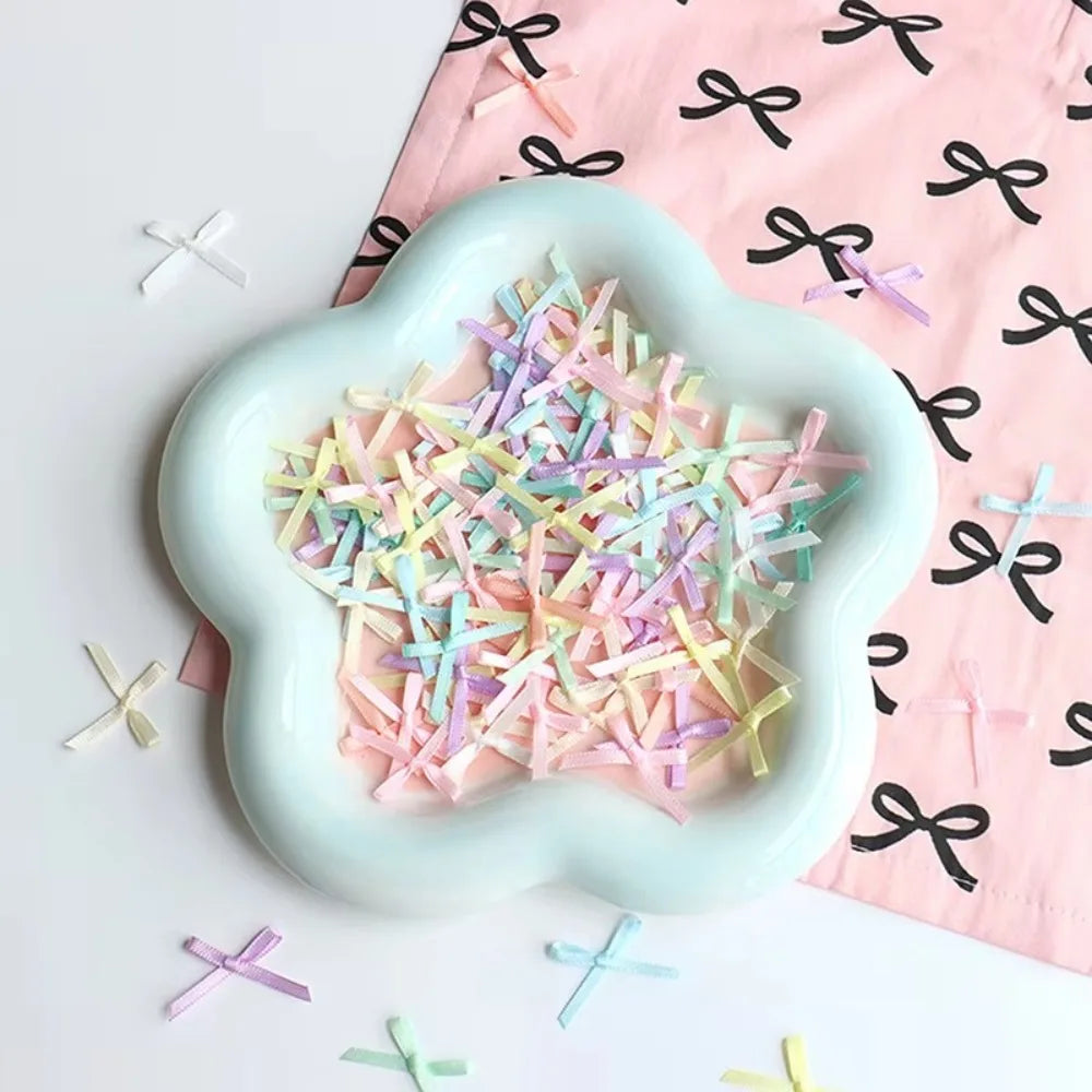100pcs Mini Ribbon Bows 2x3cm – DIY Craft & Gift Wrapping Ribbon Craft Bows Nixie