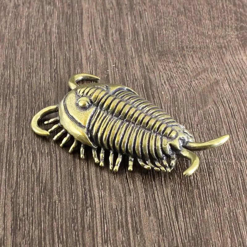 Brass Trilobite Figurine – Retro Desk Ornament & Tea Pet Decorative Figurine Nixie