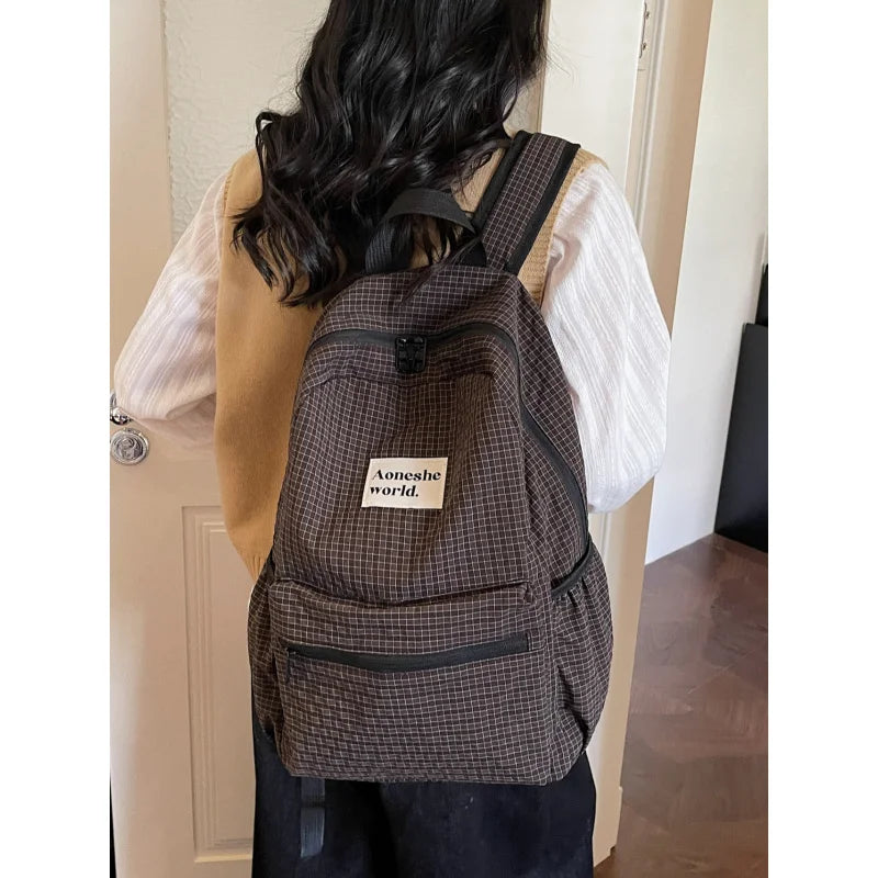 Nixie Large-Capacity Nylon Backpack – Commuter & Travel Nylon Backpack Nixie