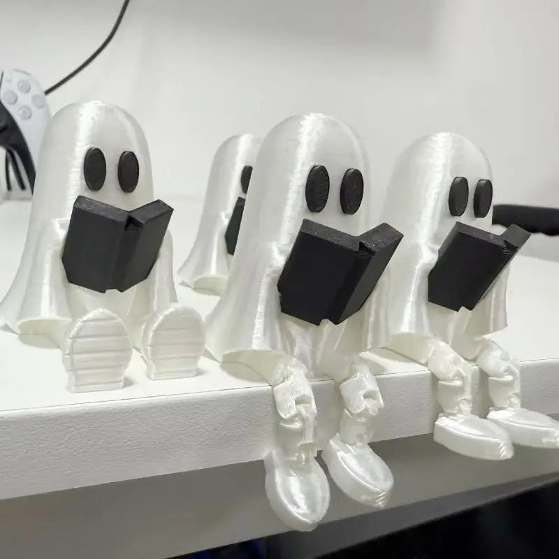 3D Printed Articulated Ghost Figurine | Cute Halloween Desk Decor Halloween Figurine Nixie