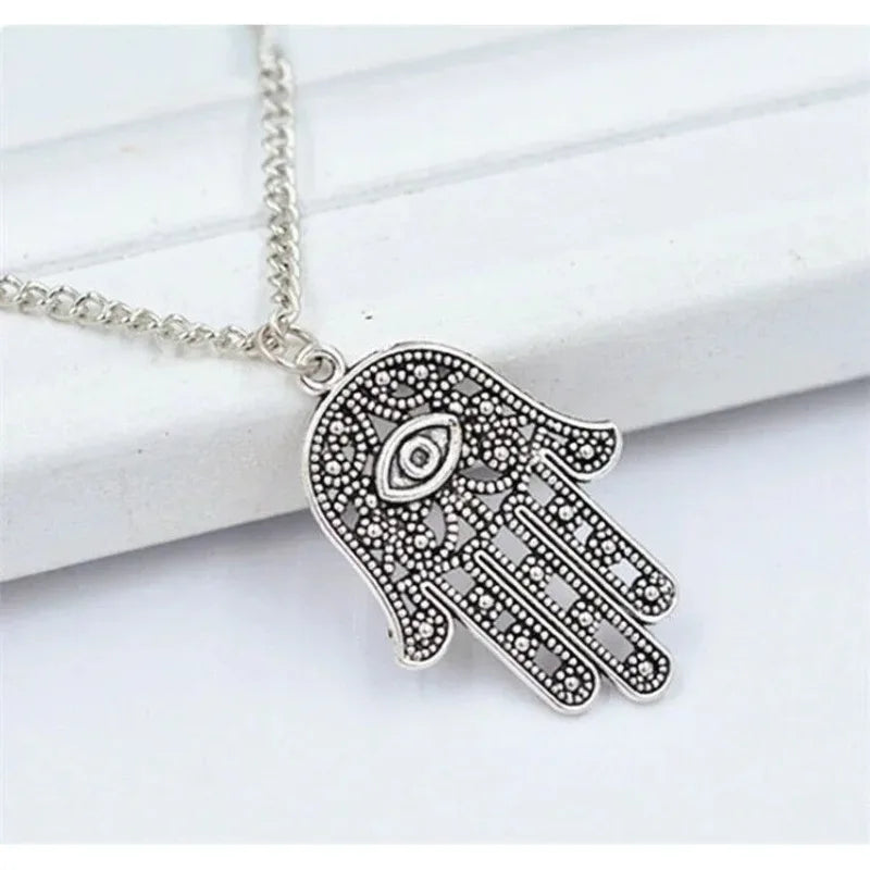 Vintage Silver Hamsa Hand of Fatima Evil Eye Pendant Necklace Pendant Necklace Nixie Silver