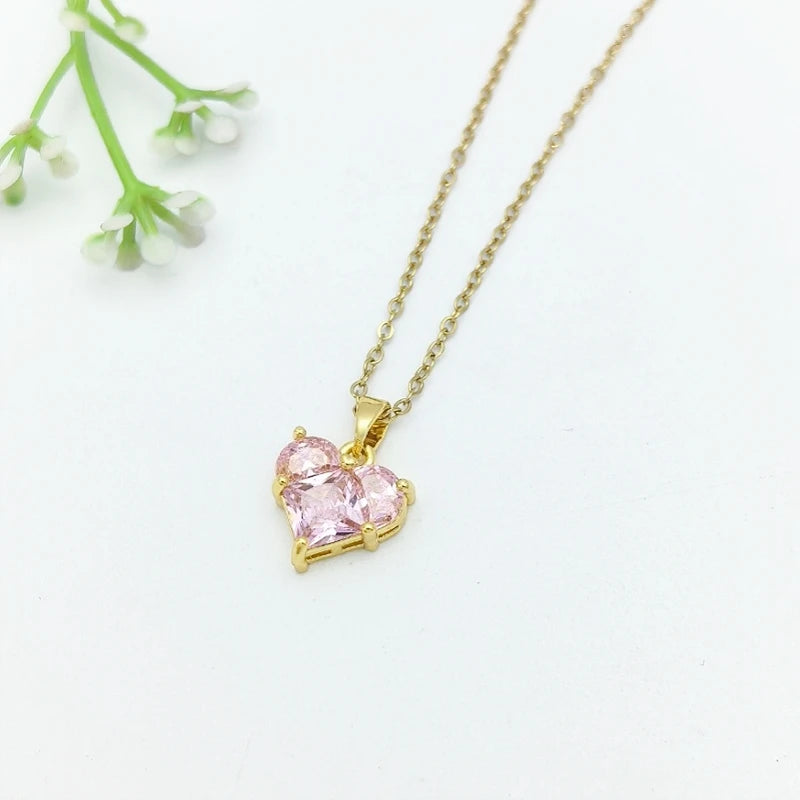 Women's Heart Pendant Necklace – Stainless Steel Collarbone Chain Heart Pendant Necklace Nixie