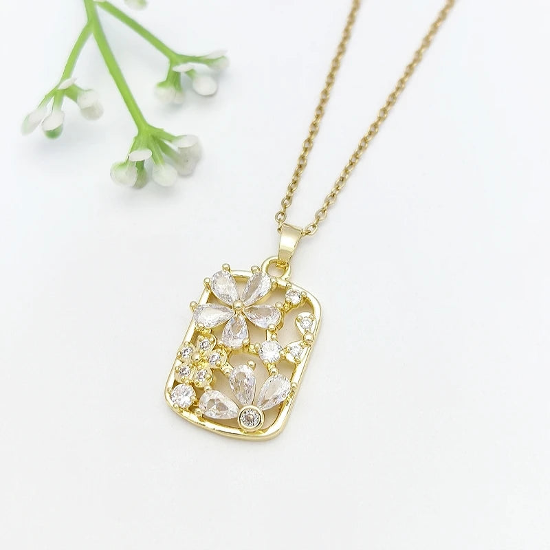 Floral Waterdrop Gold Pendant Necklace – Women's Stainless Steel Pendant Necklace Nixie XL1470-183