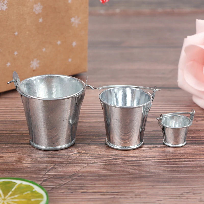 Miniature Iron Pail for Dollhouse Decor & Beach Bucket Toy Dollhouse Accessory Nixie