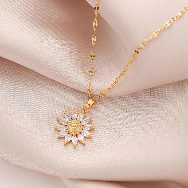 Gold Flower Pendant Necklace with Zirconia | Women's Jewelry Pendant Necklace Nixie