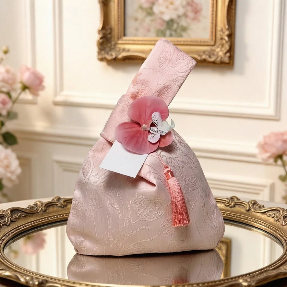 Chinese Style Tassel Wrist Bag – Elegant Cosmetic & Gift Bag Wrist Bag Nixie Pink