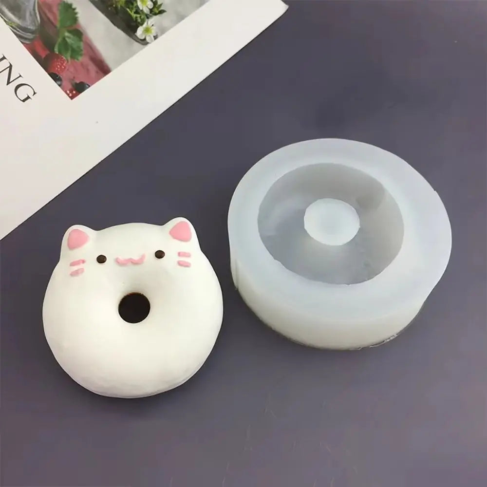 Cute Animal Silicone Baking Mold – Bunny & Kitten Cartoon Silicone Baking Mold Nixie