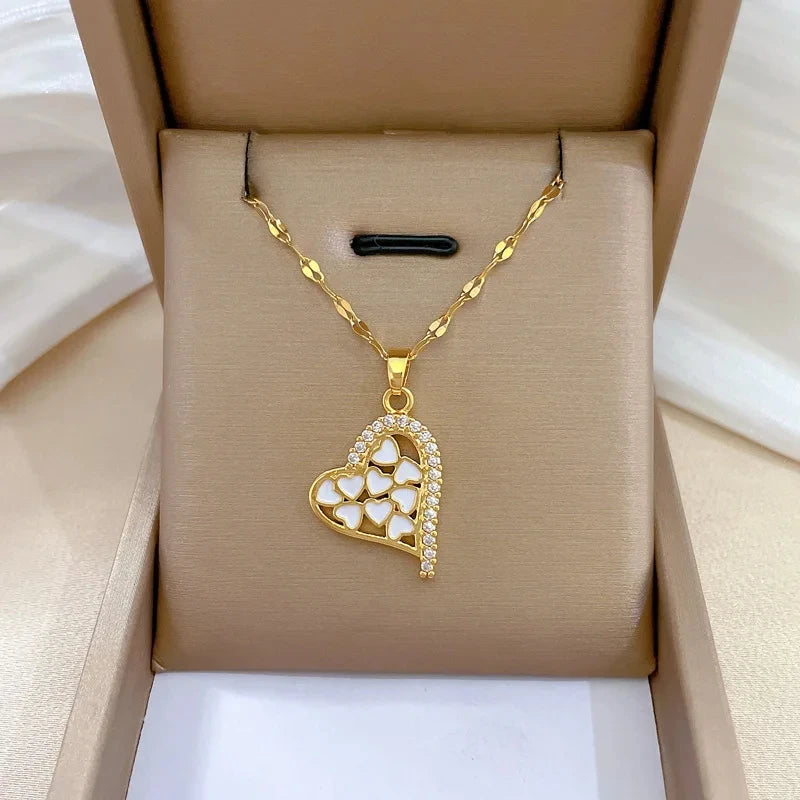 Women's Gold Heart Pendant Necklace – Stainless Steel Choker Pendant Necklace Nixie