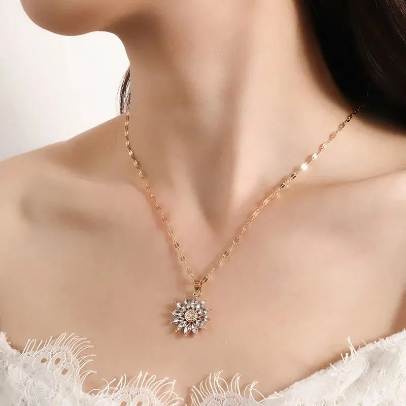 Gold Flower Pendant Necklace with Zirconia – Women's Jewelry Pendant Necklace Nixie
