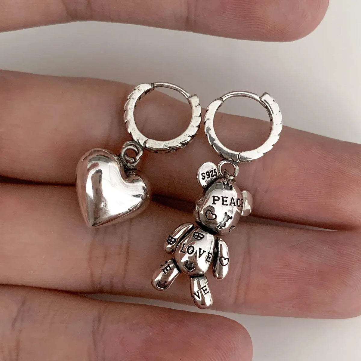 Antique Silver Bear Asymmetric Stud Earrings | Unisex Vintage Fashion Stud Earrings Nixie