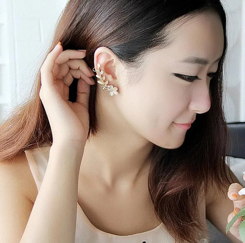 Rhinestone Clip-On Ear Cuff | Silver Plated Meniscus Earring Clip-On Ear Cuff Nixie