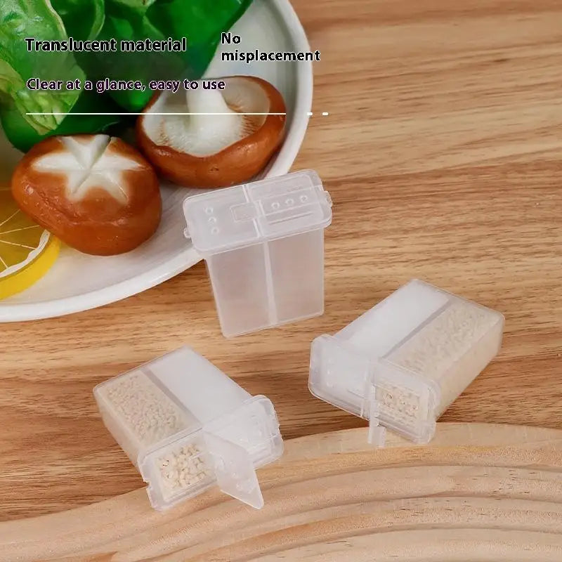 2-in-1 Camping Spice Shaker Dual Compartment Salt & Pepper Jar Camping Spice Shaker Nixie