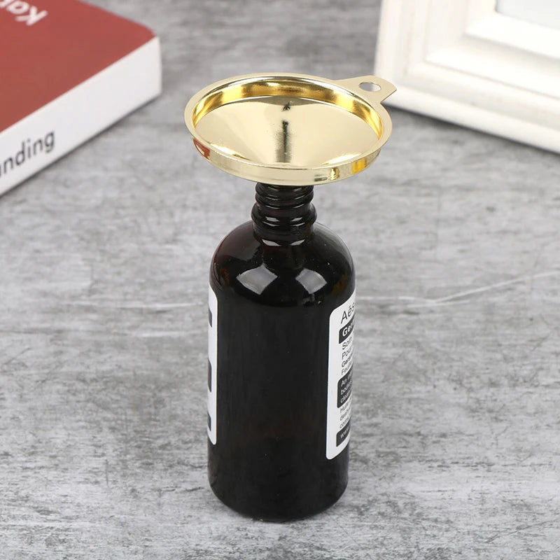 Gold Stainless Steel Kitchen Funnel – Oil & Liquid Dispenser Kitchen Funnel Nixie