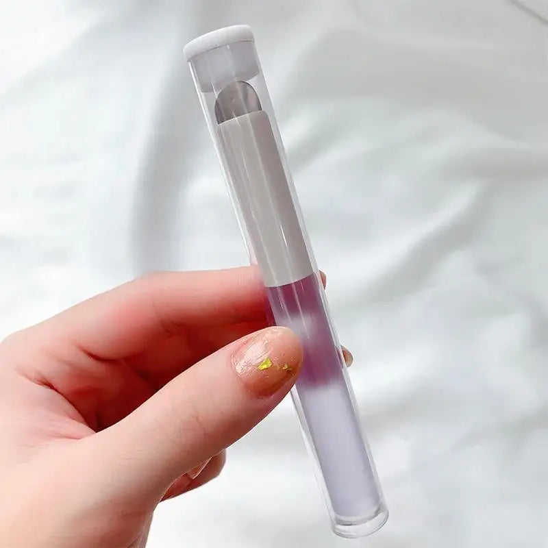 Silicone Lip Brush with Cover – Mini Portable Cosmetic Tool