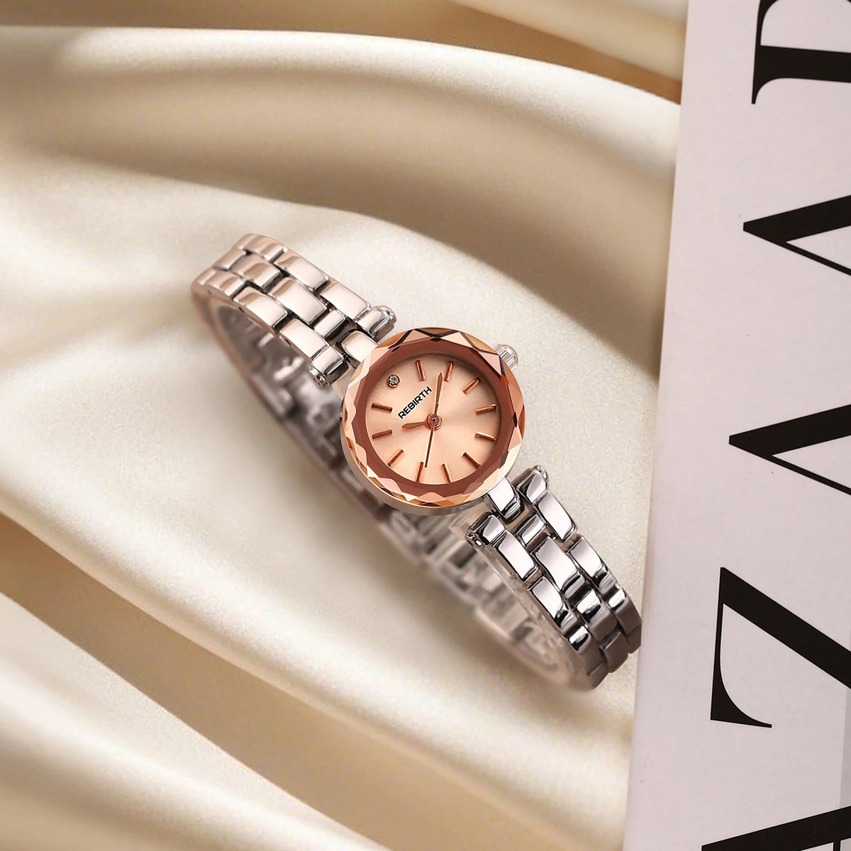 REBIRTH Minimalist Round Quartz Watch – Stainless Steel Strap Quartz Wristwatch Nixie