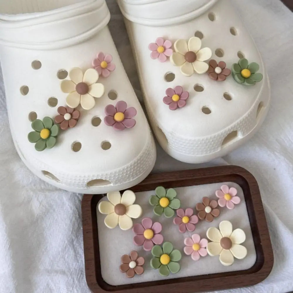 10-Piece Daisy Flower Shoe Charms – DIY Clog & Sandal Decor Shoe Charms Nixie