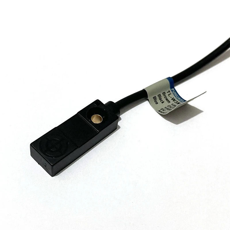 OMCH TL-W NPN/PNP Inductive Proximity Sensor 1.5mm 3mm DC Inductive Proximity Sensor Nixie