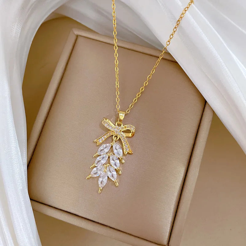 Butterfly Bow Knot Gold Choker Necklace – Stainless Steel