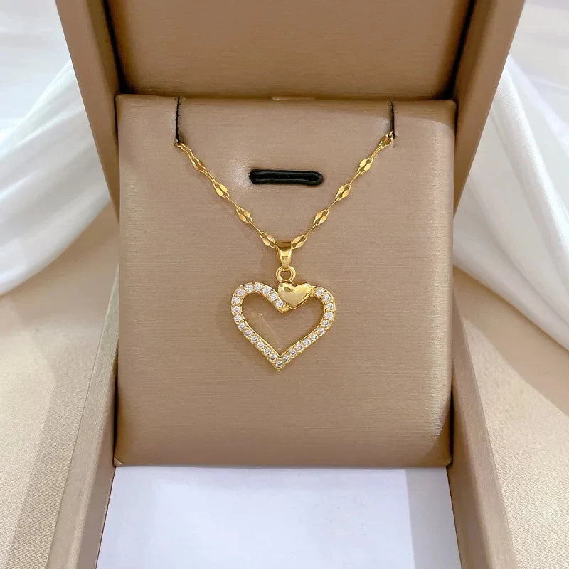 Heart Pendant Choker Necklace – Gold Stainless Steel Women's Pendant Necklace Nixie