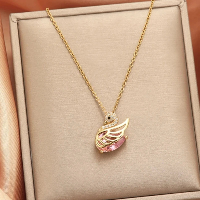 Heart Shaped Pink Pendant Necklace – Gold Choker for Women Pendant Necklace Nixie