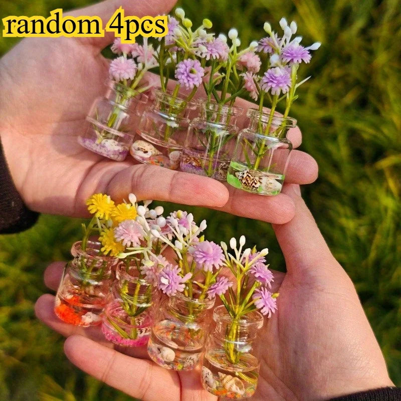 4-Pack Glow in the Dark Mini Glass Vases with Artificial Flowers Decorative Vase Set Nixie random color 4pcs
