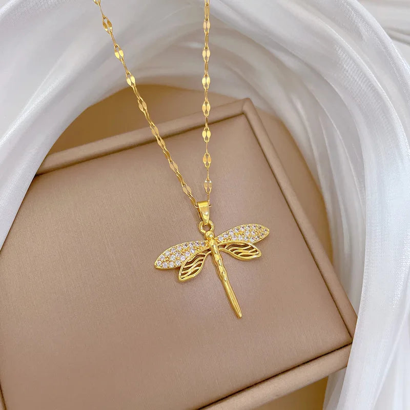 Butterfly Copper Pendant Necklace Gold Stainless Steel Collarbone