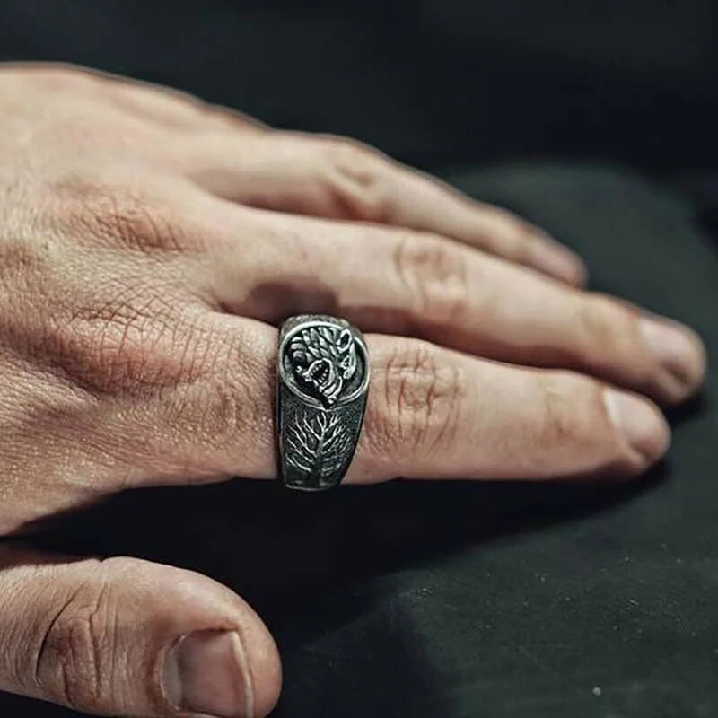 Vintage Wolf Statement Ring | Zinc Alloy | Sizes 6–11