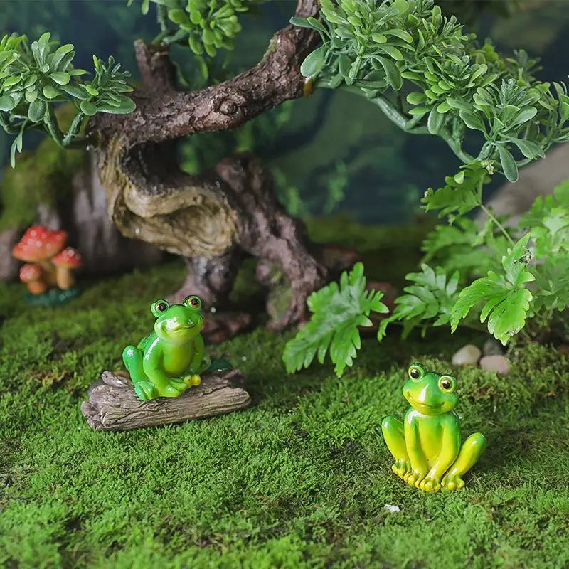 Resin Frog Hanging Ornament – Garden, Terrarium & Home Decor Garden Figurine Nixie
