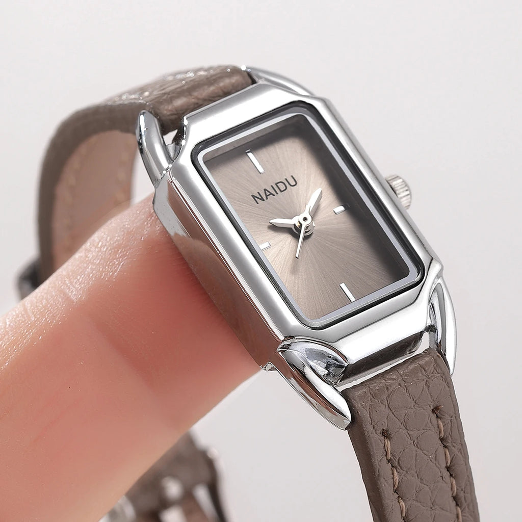 Women's Retro Quartz Watch – Leather Band, Numberless Dial Women's Quartz Watch Nixie