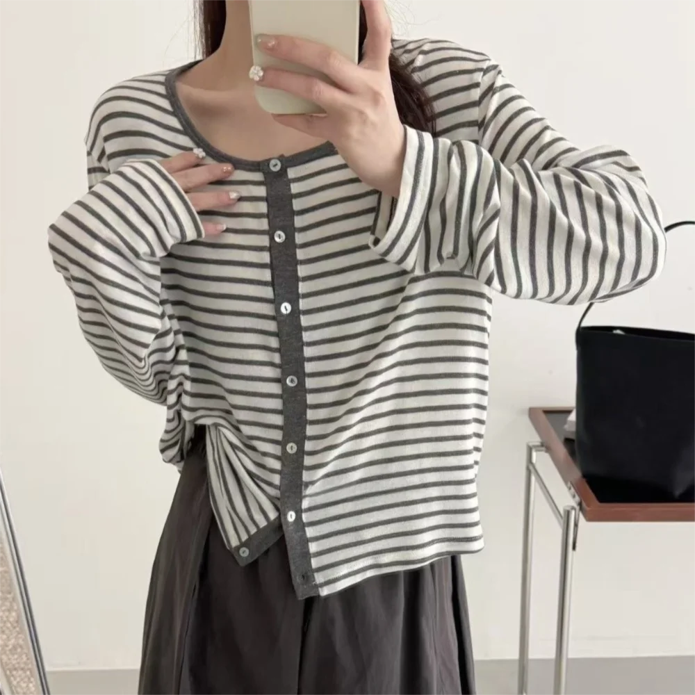 Women's Single Breasted Long Sleeve Knit Cardigan