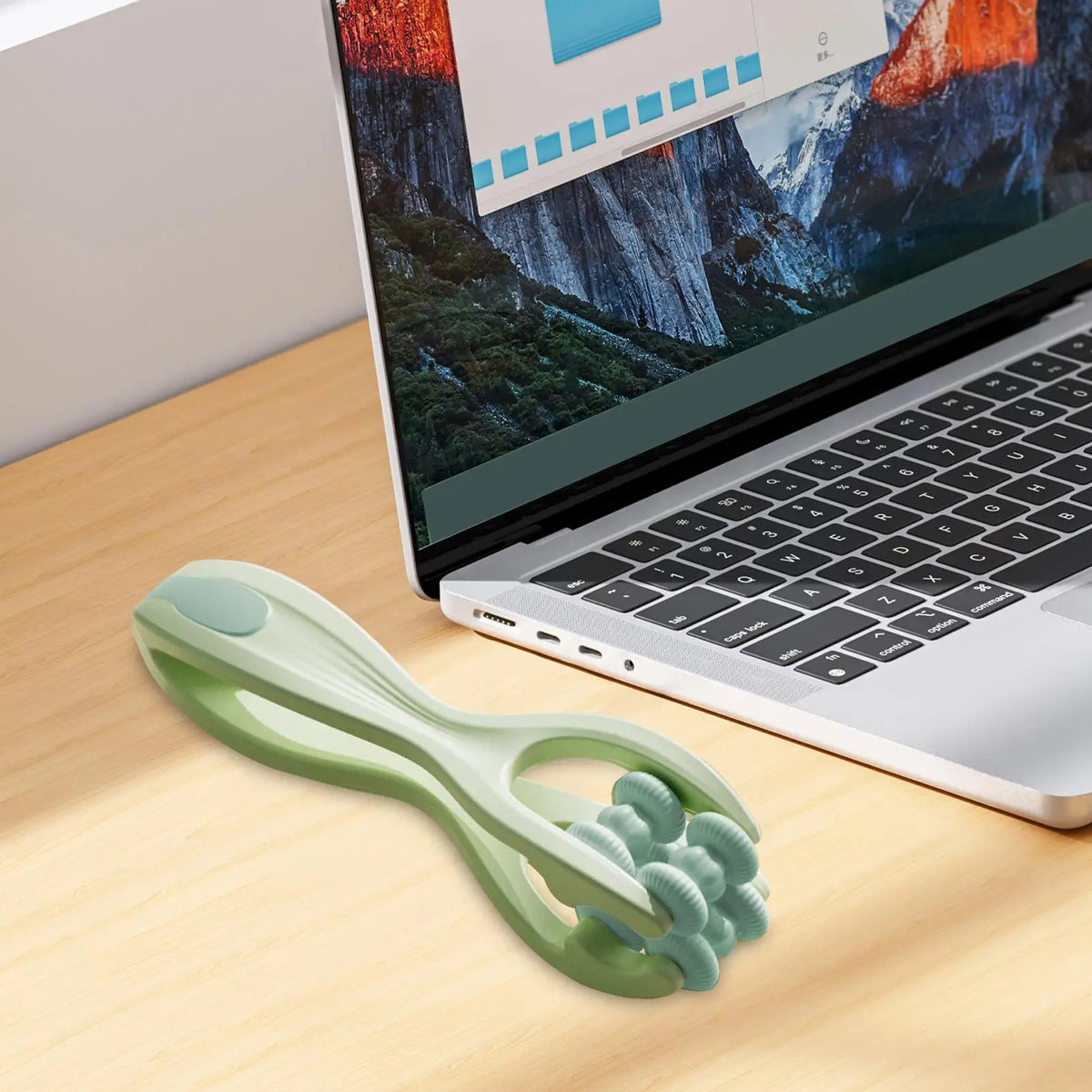Mini Finger Joint Massager Roller – Double-Row Massage Stick
