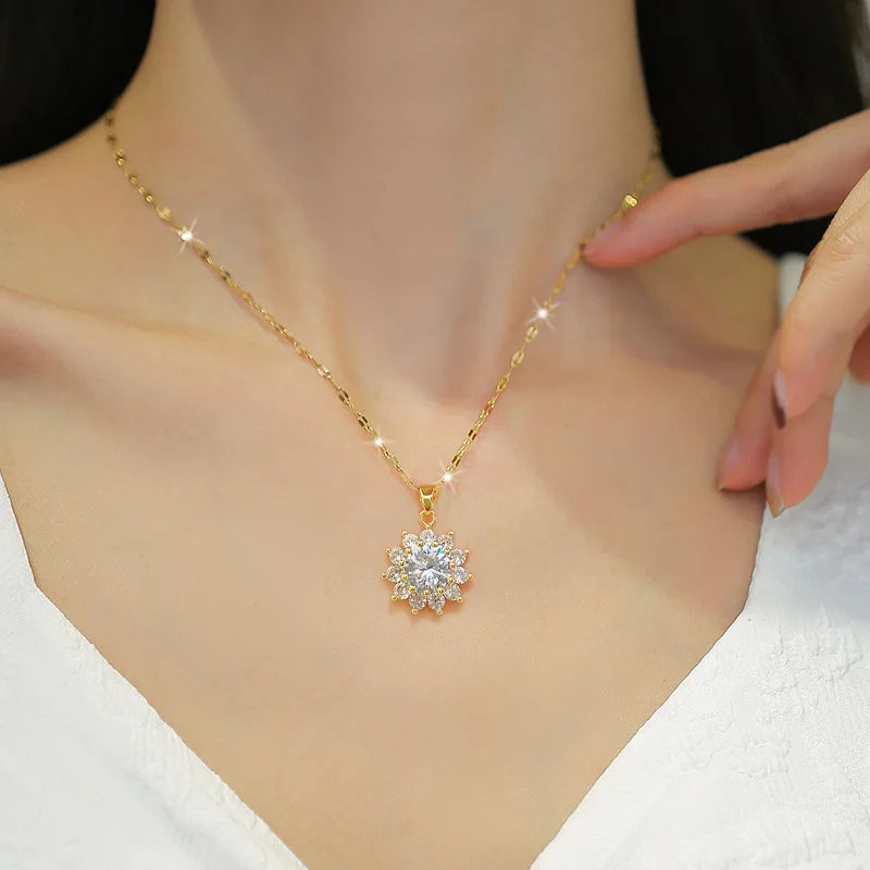 Flower Pendant Choker Necklace – Gold Stainless Steel Women