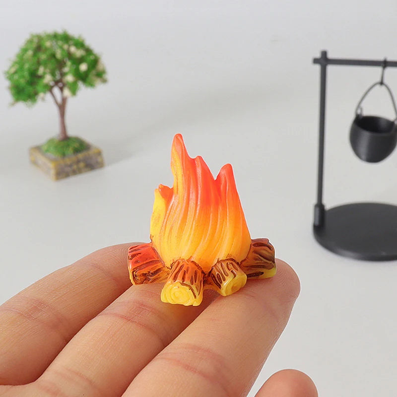 Fantasy Miniature Campfire & Teapot Resin Sculpture Decor Miniature Sculpture Nixie