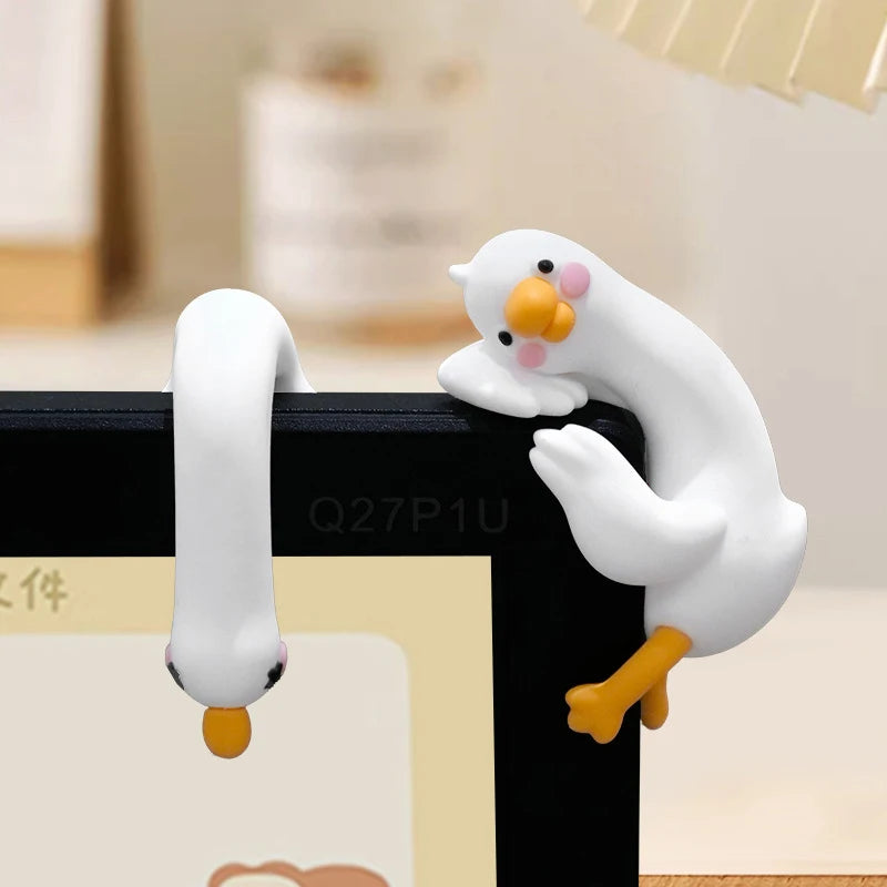 3D Resin Duck Ornament – Desk, Dashboard & Monitor Decor Resin Desk Ornament Nixie