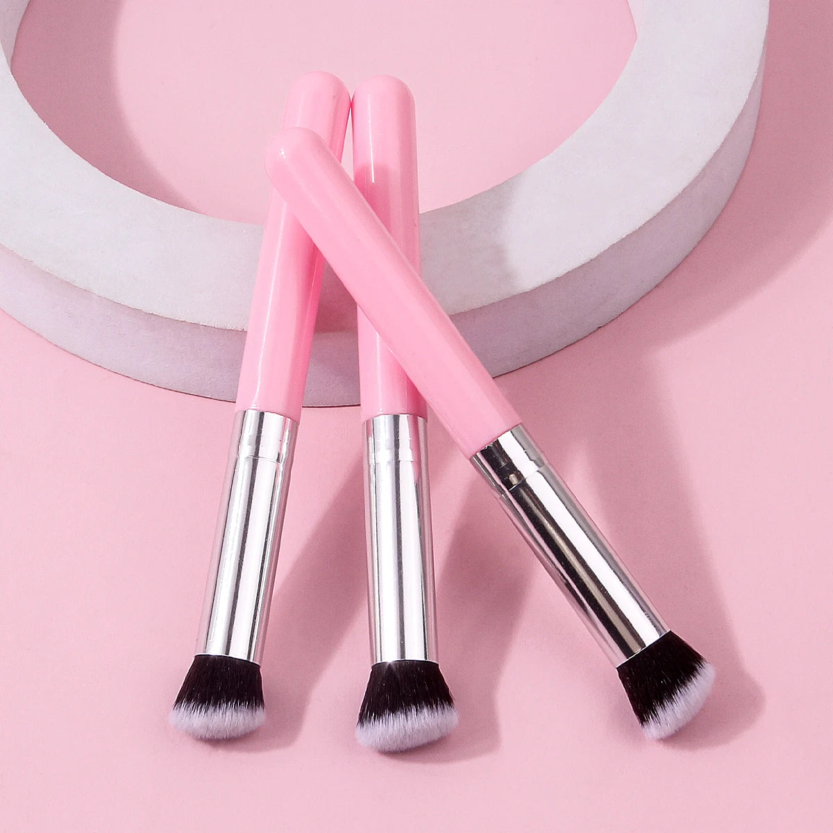 Round Head Blush, Concealer & Highlighter Brush Set of 3