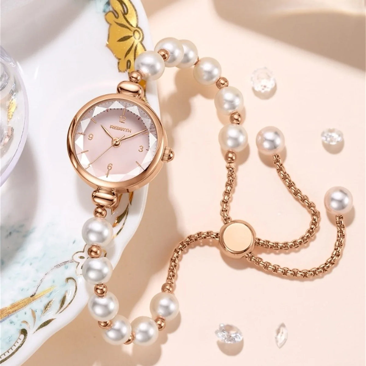 REBIRTH Pearl Bracelet Quartz Watch – Elegant & Compact Pearl Bracelet Watch Nixie