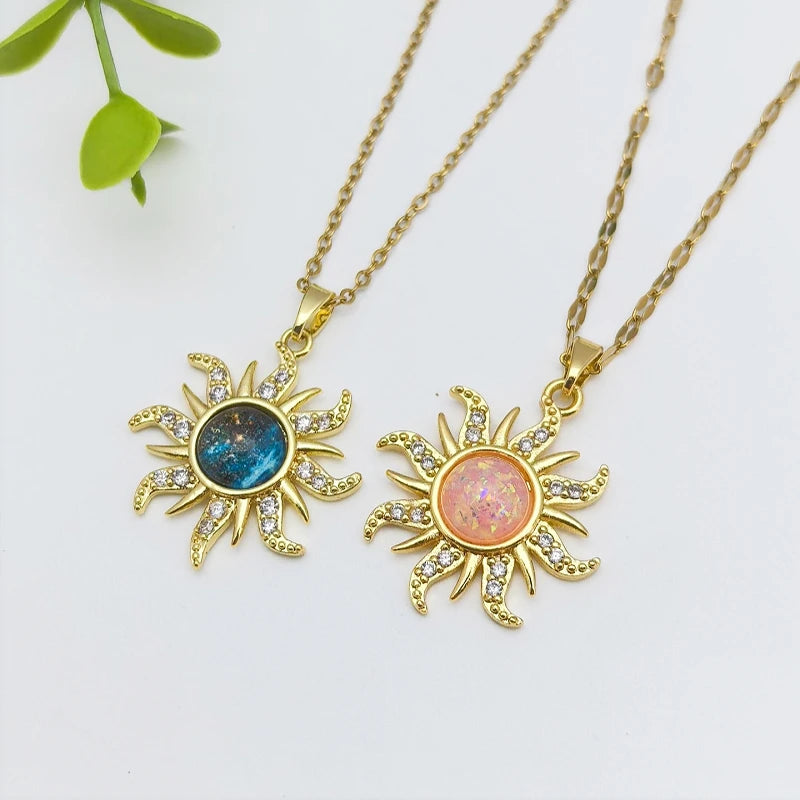 Women's Sunflower Pendant Necklace Gold Stainless Steel Clavicle Pendant Necklace Nixie