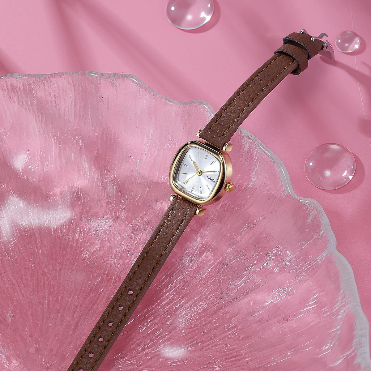 Naidu College Style Casual Quartz Watch – Leather Band Quartz Wristwatch Nixie