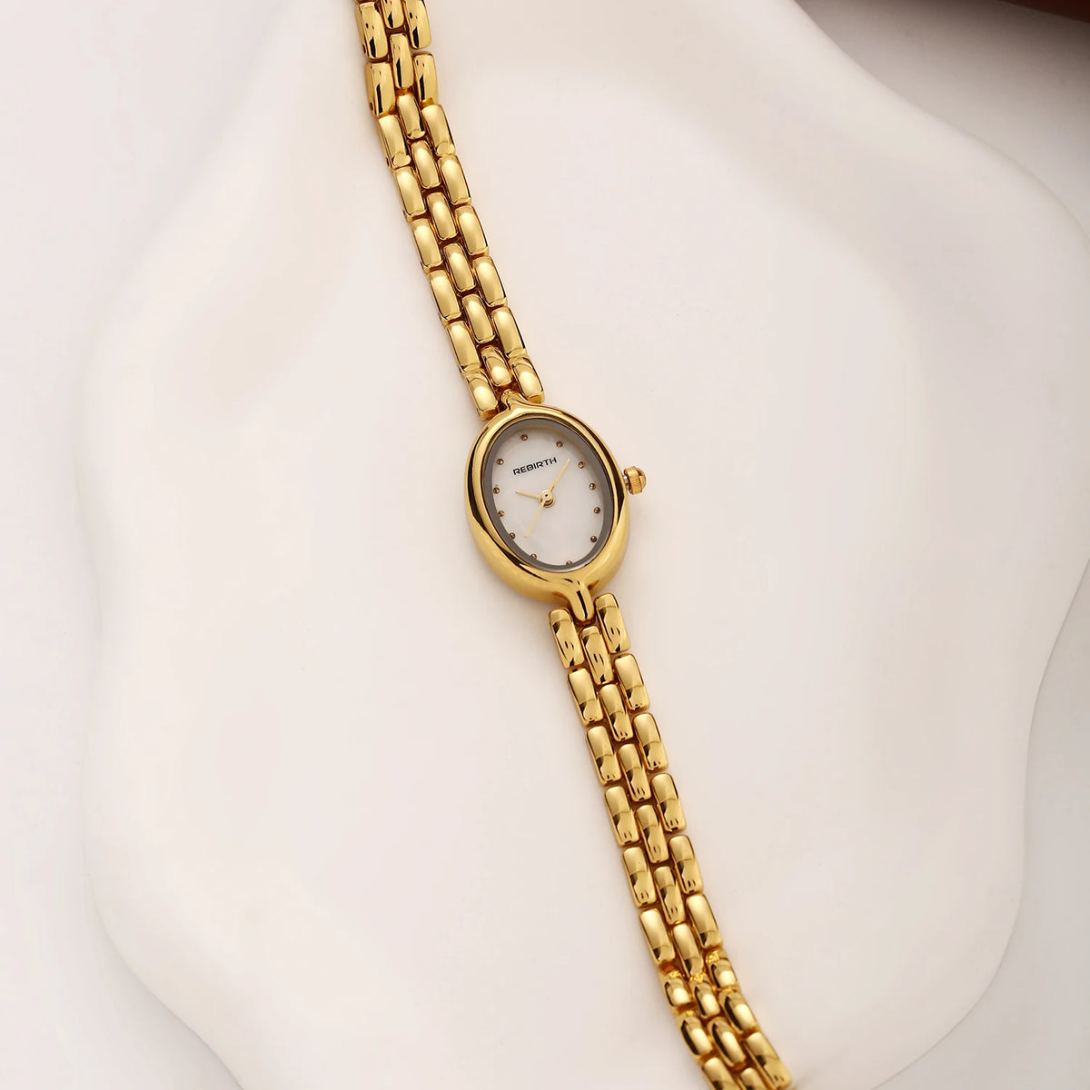 REBIRTH Women's Oval Mother-of-Pearl Quartz Watch | Steel Strap Women's Quartz Watch Nixie