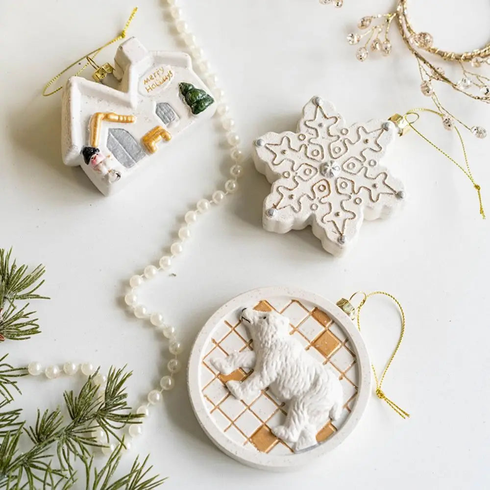 Snowman House Christmas Ceramic Pendant Ornament | Décor Christmas Ornament Nixie