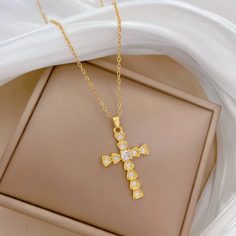 Women's Gold Cross Pendant Necklace – Stainless Steel Choker Pendant Necklace Nixie