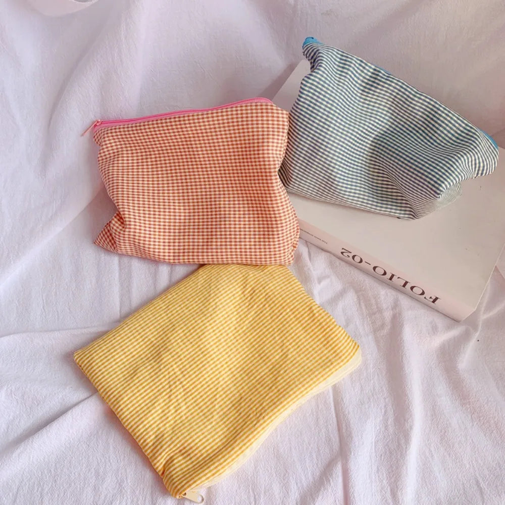 Plaid Travel Makeup Bag Large Capacity Zipper Cosmetic Pouch Cosmetic Travel Bag Nixie