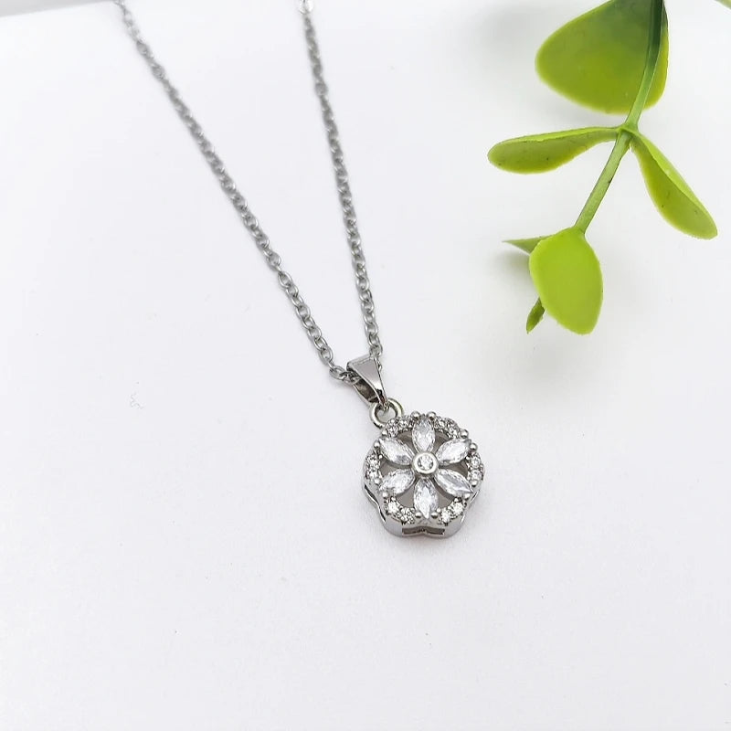 Zircon Flower Pendant Necklace – Gold & Silver Collarbone Chain Pendant Necklace Nixie
