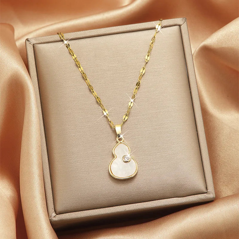 Chinese Style Mother-of-Pearl Gourd Pendant Necklace Pendant Necklace Nixie