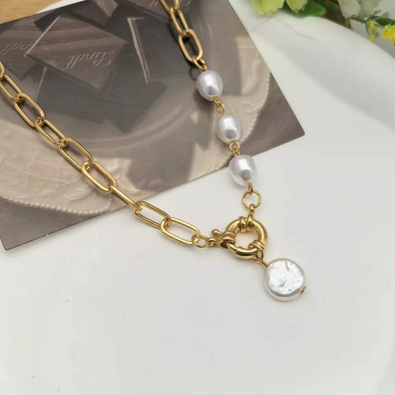 Faux Pearl Pendant Necklace Retro Collarbone Chain for Women Pendant Necklace Nixie