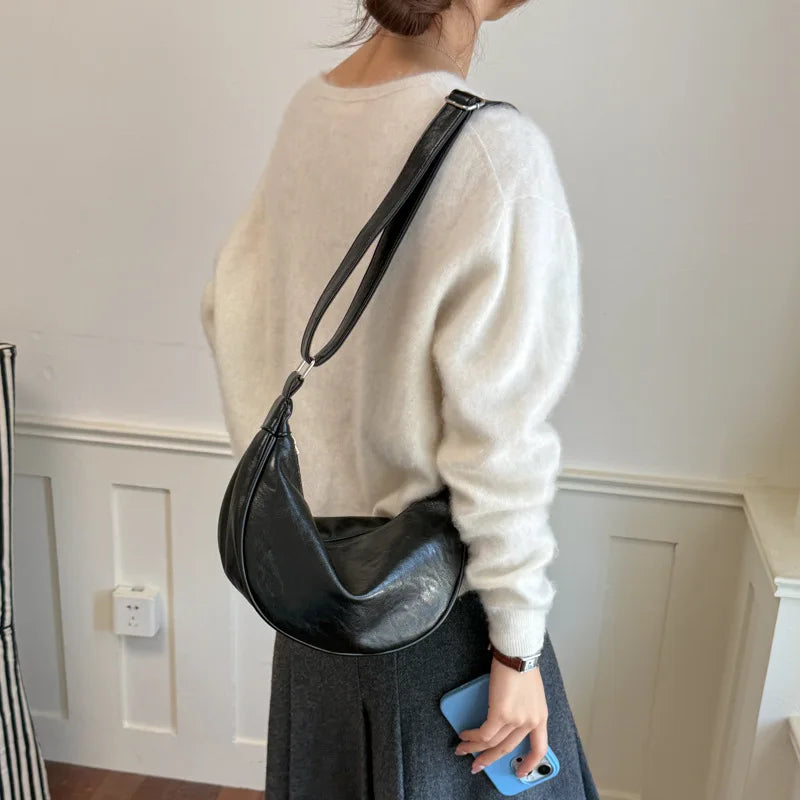 Nixie Retro Dumpling Hobo Handbag – Faux Suede Women's Purse
