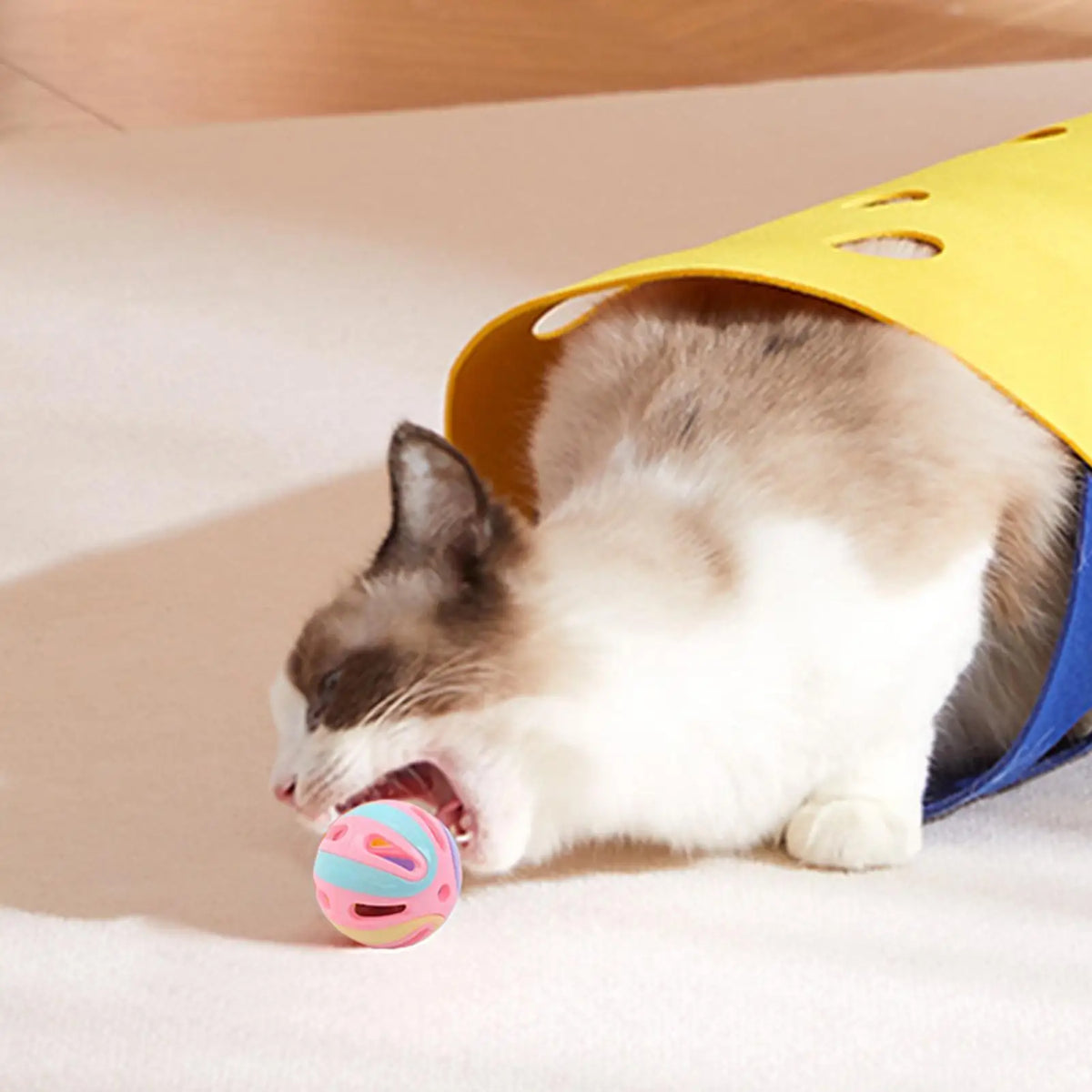 Jingle Bell Cat Toy – Colorful Hollow Ball 4.8CM | Cat Bell Ball Cat Bell Toy Nixie