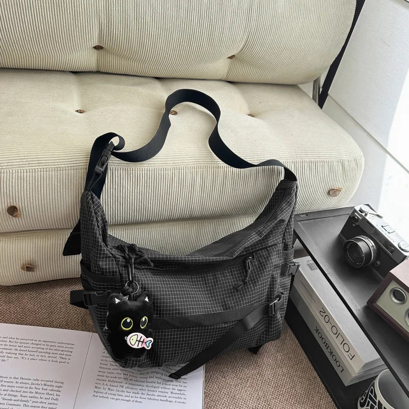 Large-Capacity Unisex Nylon Messenger Crossbody Bag Messenger Crossbody Bag Nixie
